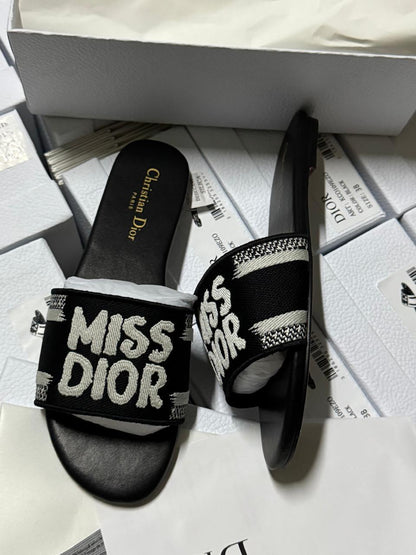 Sandale Chic Christian Dior Miss Dior Plat