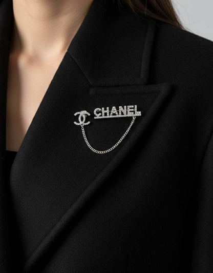 Broche A Chaîne Chanel Inoxydable