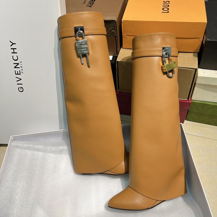 Botte en Cuir Givenchy