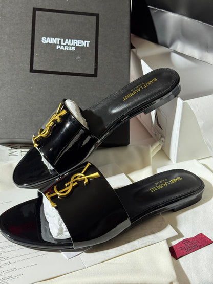 Sandale Yves Saint Laurent Plate en Cuir