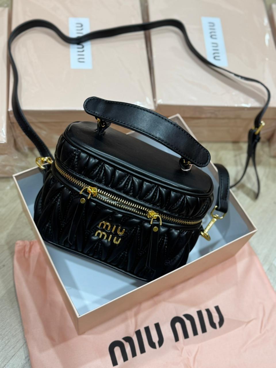 Sac Miu Miu Vanity Kit MM9871
