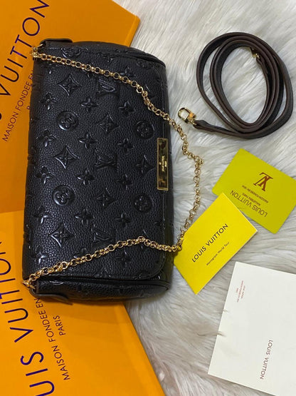 Sac Pochette Louis Vuitton à Bandoulière