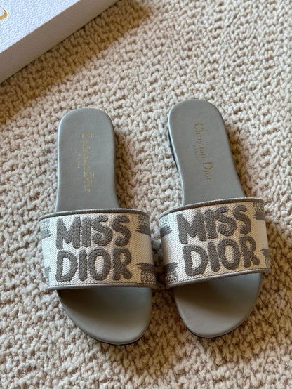 Sandale Chic Christian Dior Miss Dior Plat