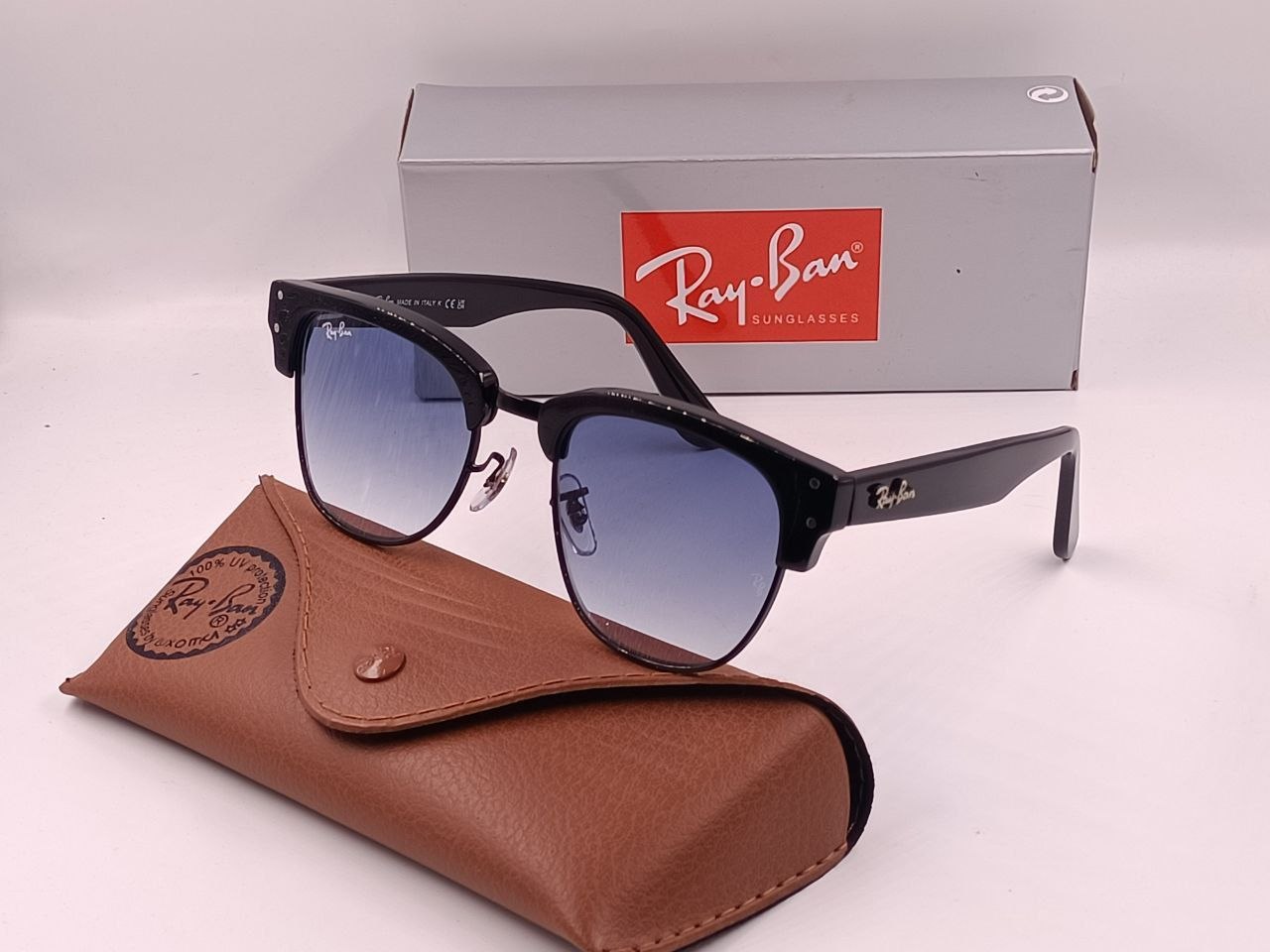 Lunette Solaire Ray Ban RB0504 Clubmaster Reverse