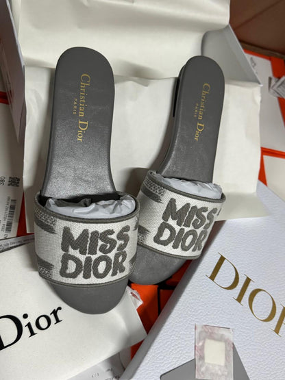 Sandale Chic Christian Dior Miss Dior Plat