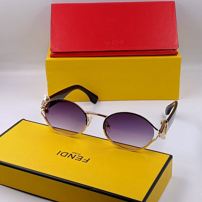 Lunette Solaire Fendi avec boite