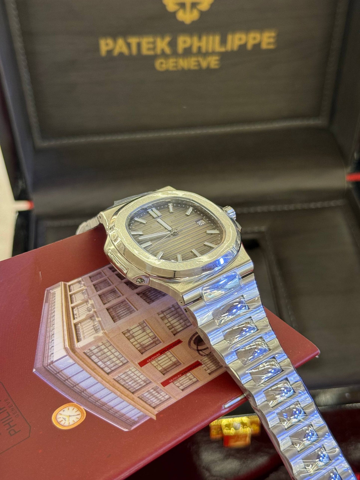 Montre Patek Philippe Extra Plate