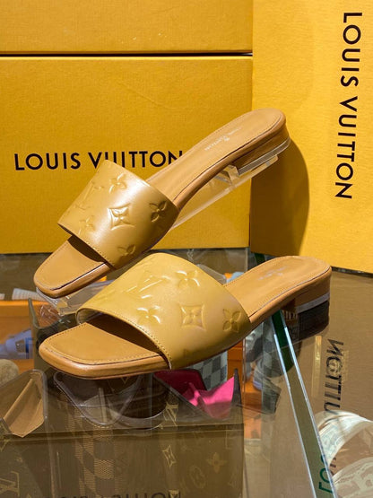 Sandale Louis Vuitton plate en Vrai Cuir