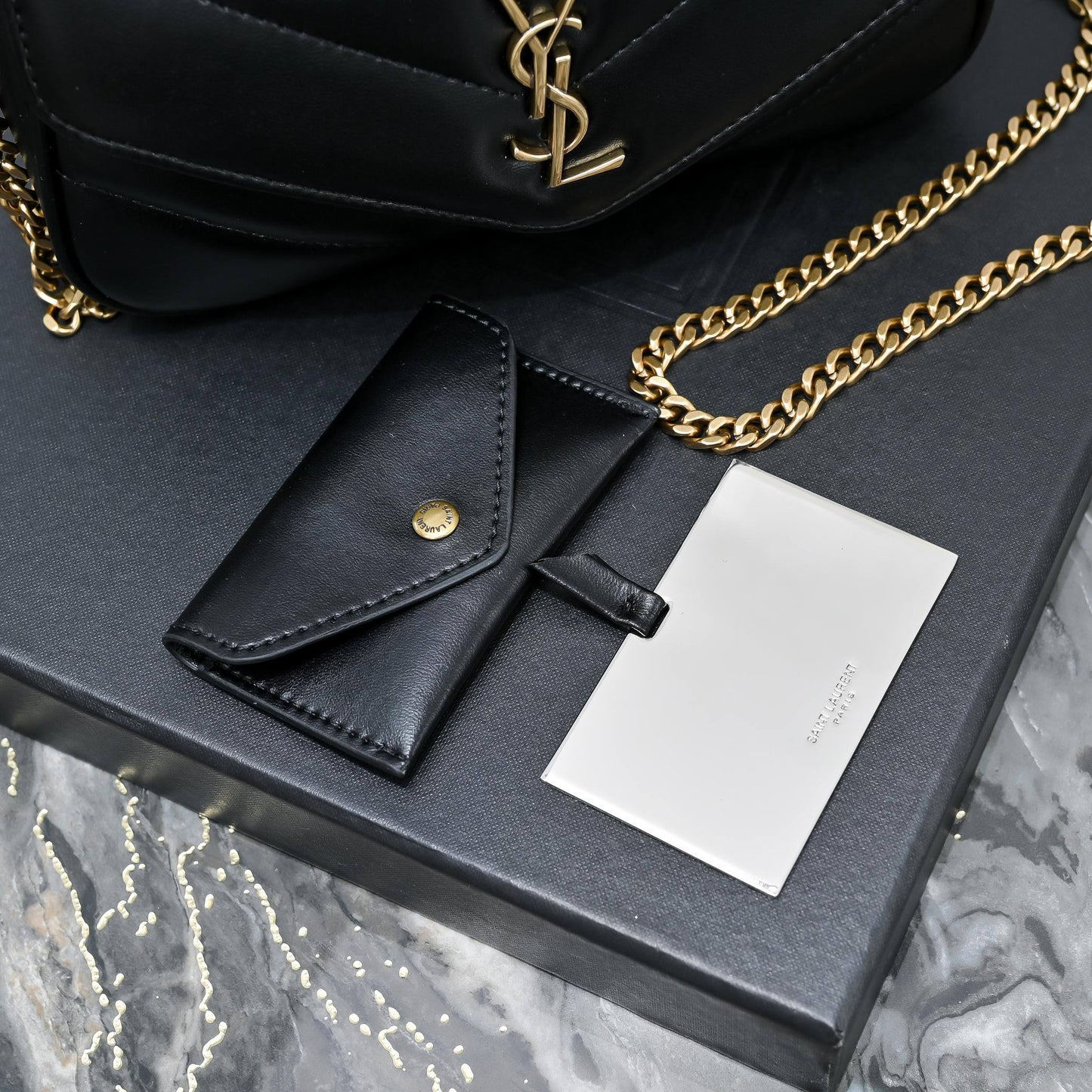 Sac Chic Yves Saint Laurent loulou