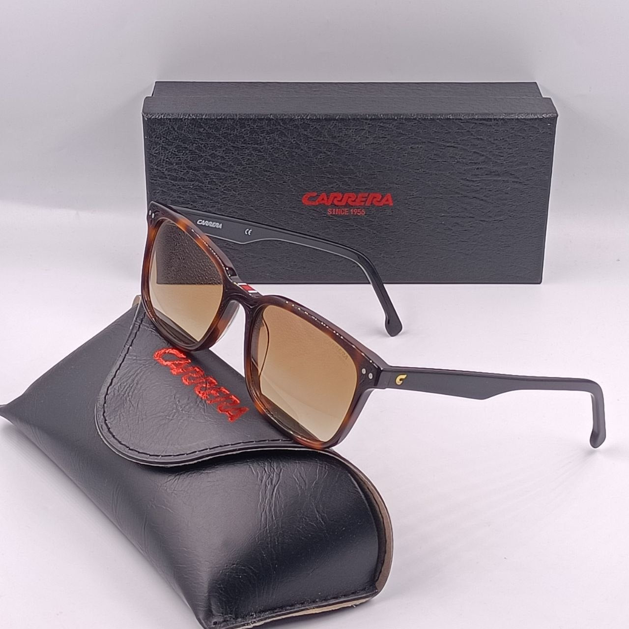 Lunette Solaire Carrera UV