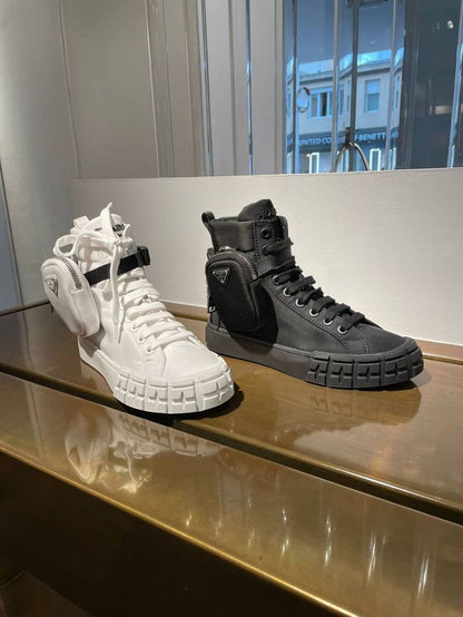 Sneakers Prada A pochette