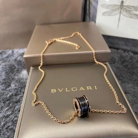 Chaîne de Luxe Bulgari en Acier Inoxydable
