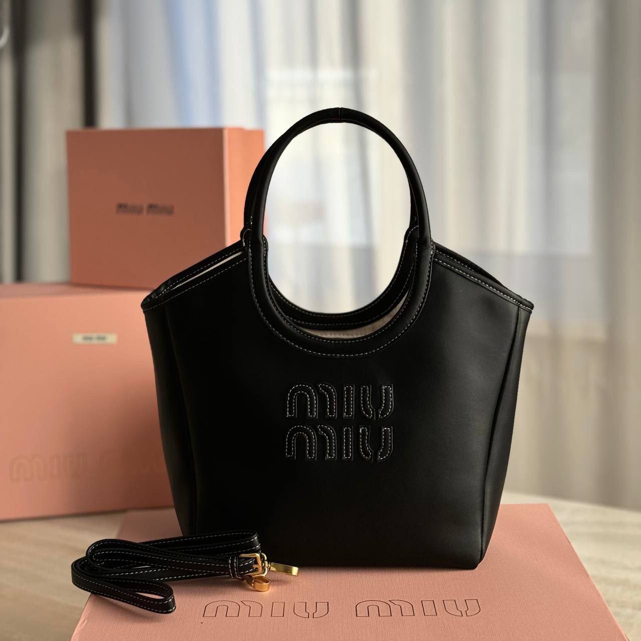 Sac Cabas Miu Miu Black