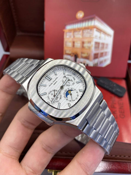 Montre Patek Philuppe Nautilus 5740/1G