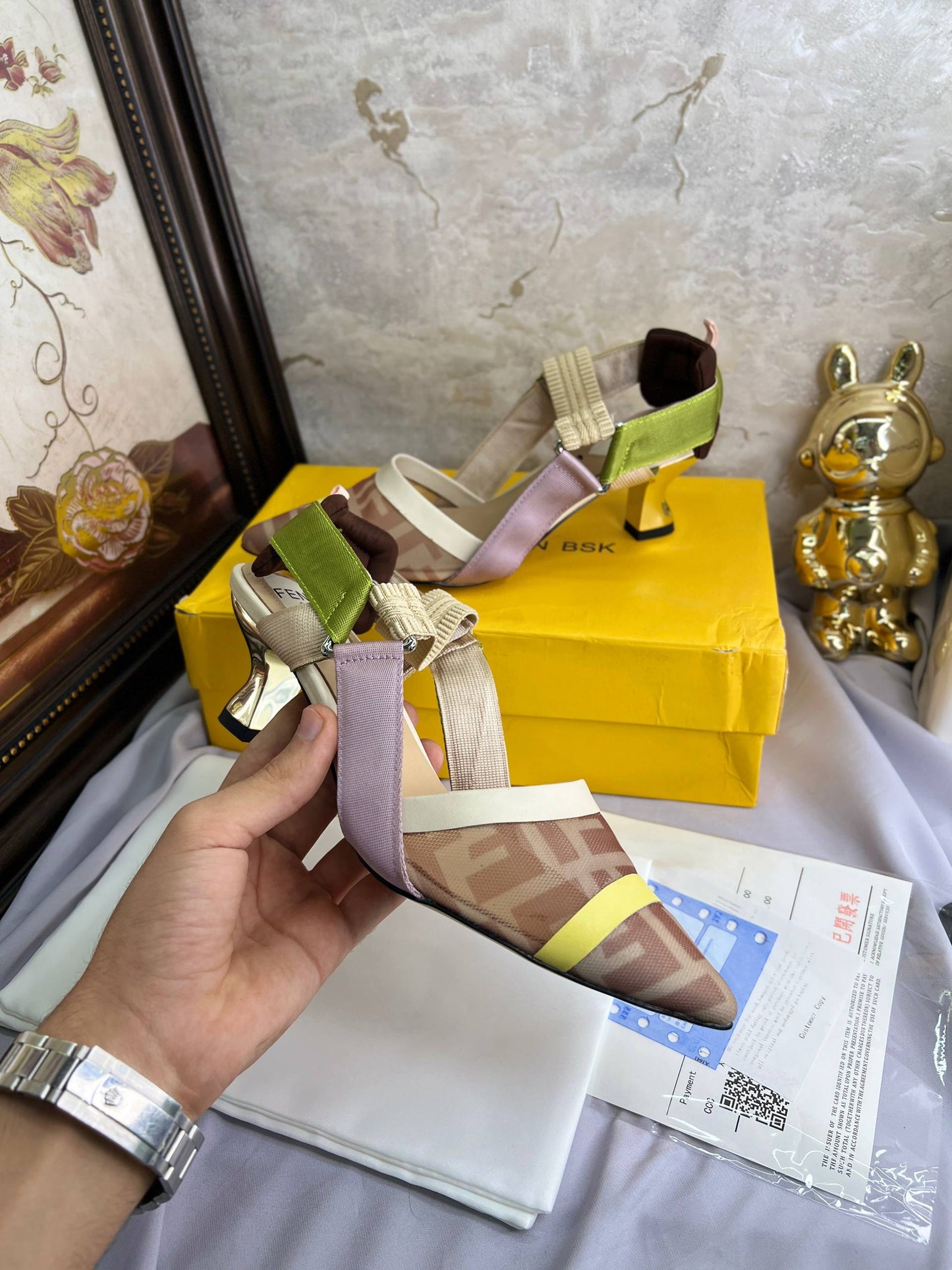 Sandale De Luxe Fendi en Couleurs