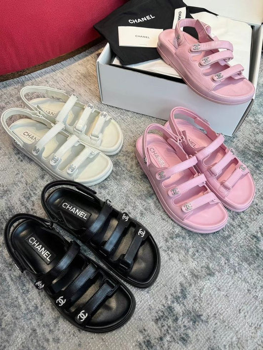 Sandale Chanel â Scratch en Vrai Cuir