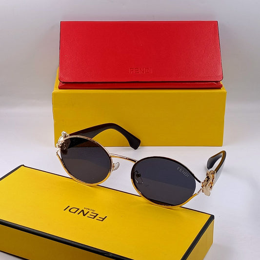 Lunette Solaire Fendi avec boite