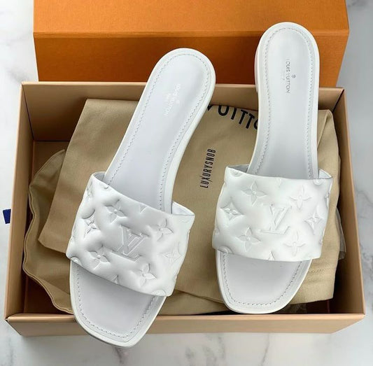 Sandale Louis Vuitton plate en Vrai Cuir