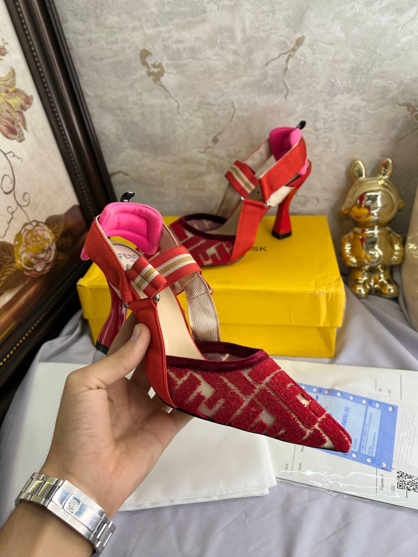 Sandale De Luxe Fendi en Couleurs