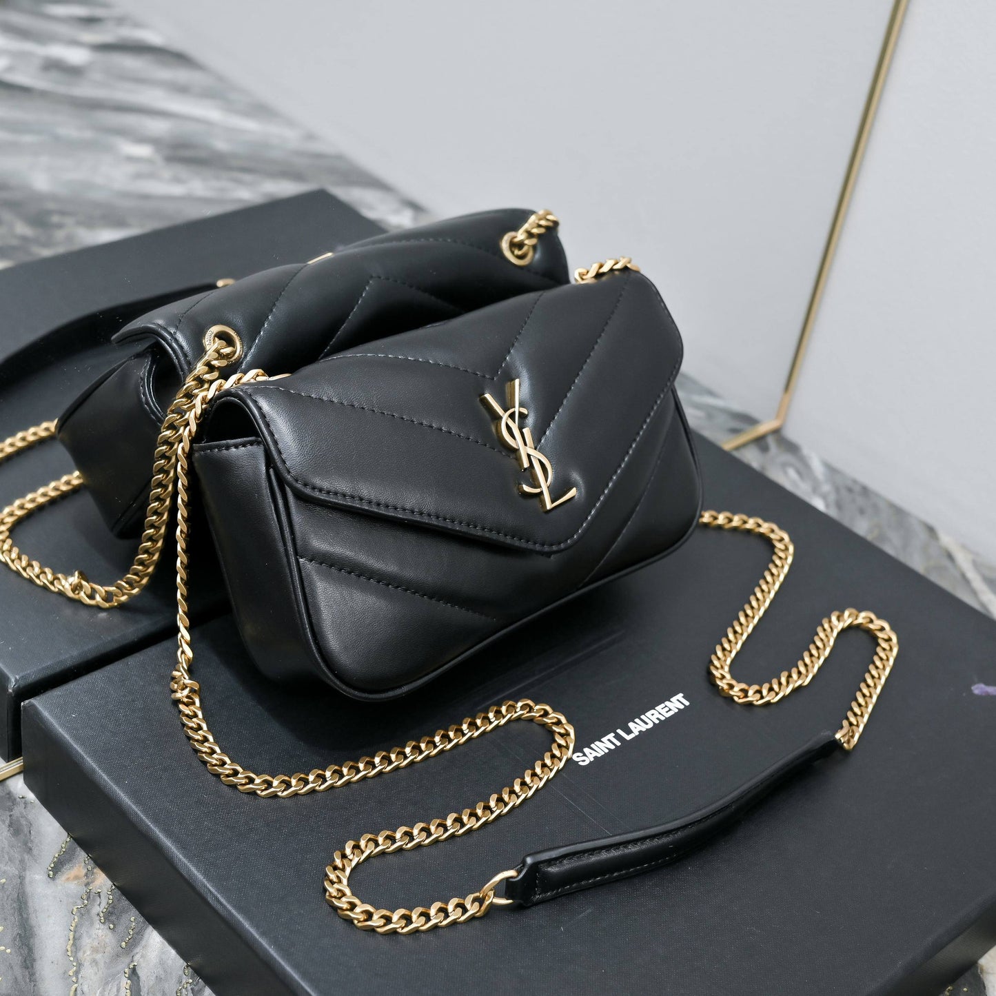 Sac Chic Yves Saint Laurent loulou