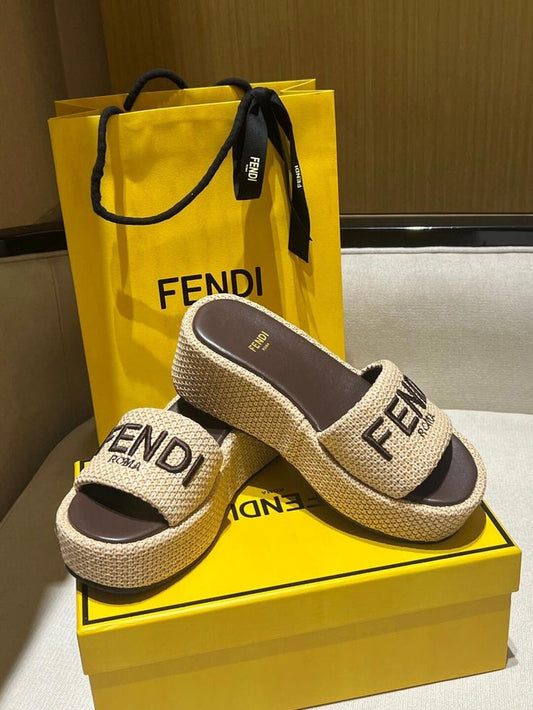 Mule Fendi Roma Tressée
