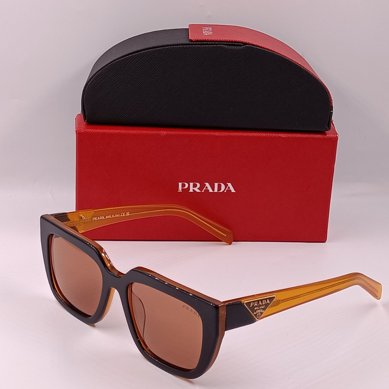 Lunette Solaire Prada