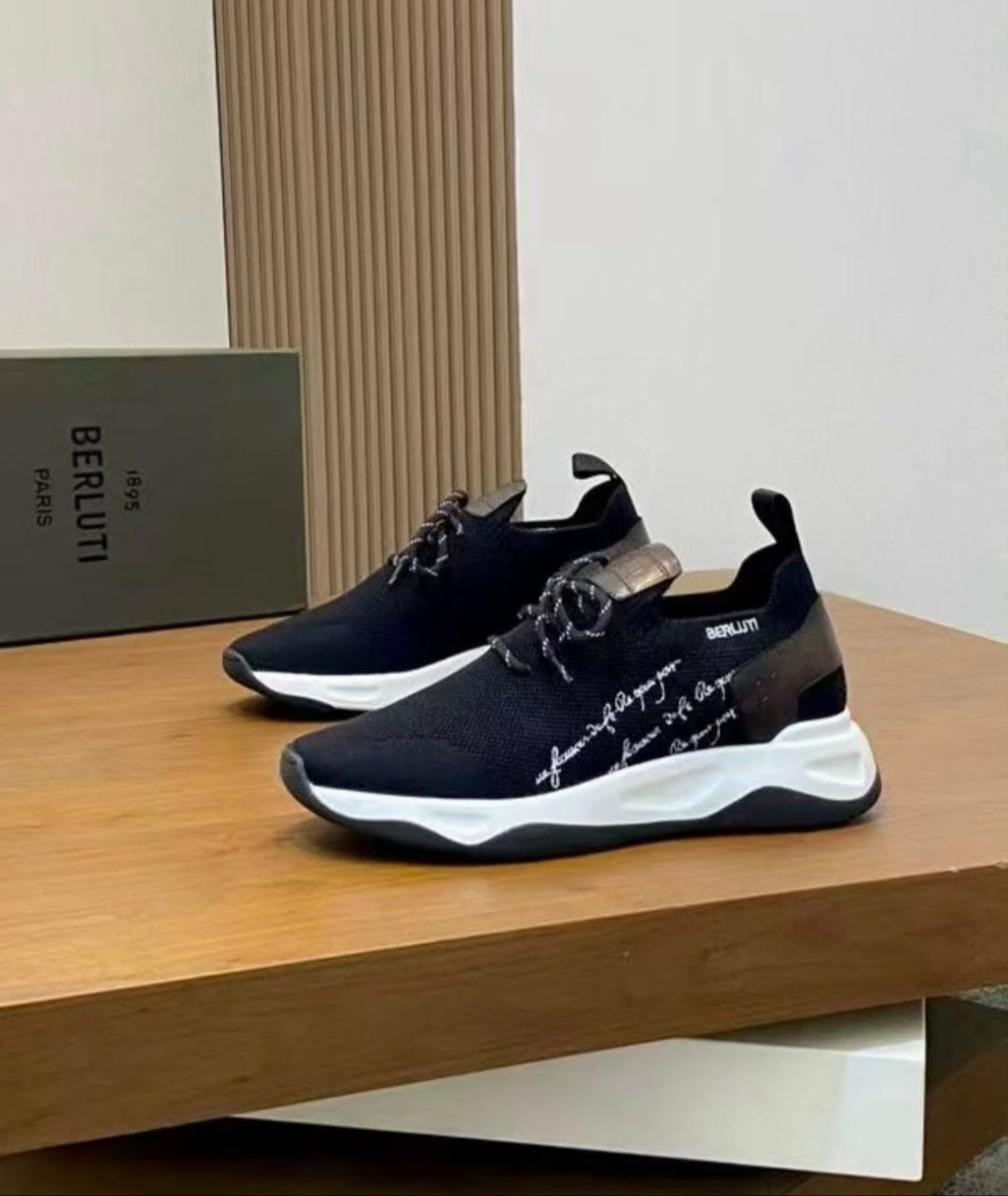 Espadrilles Élégantes Berluti