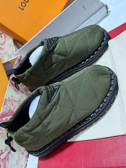 Chaussures Prada en Vert Olive