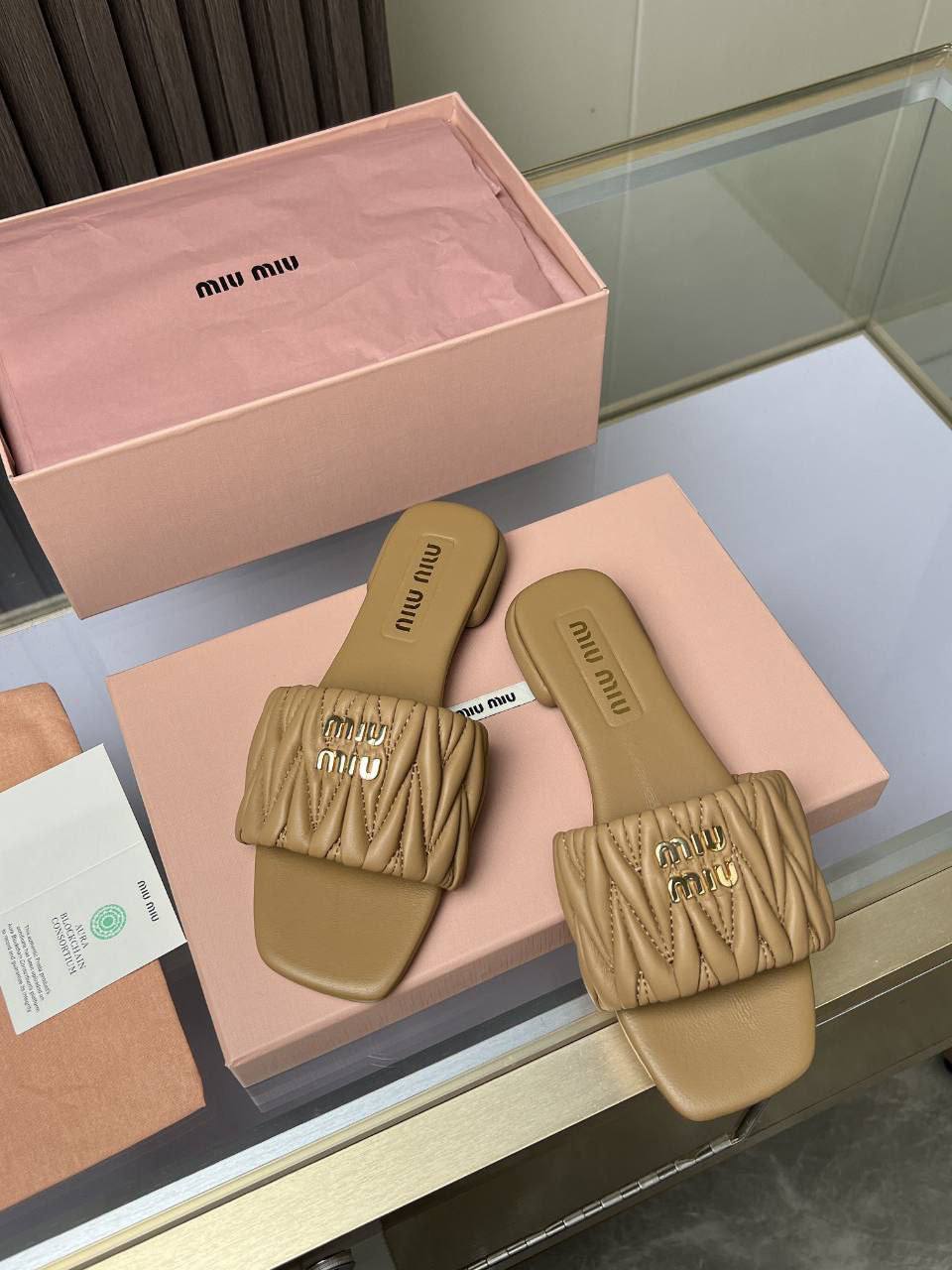 Sandale Matelassées Miu Miu