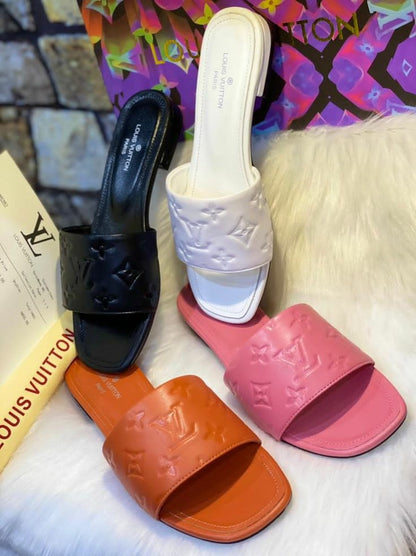 Sandale Louis Vuitton plate en Vrai Cuir