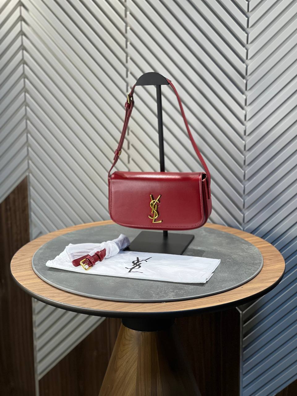 Sac a bandoulière Yves Saint Laurent