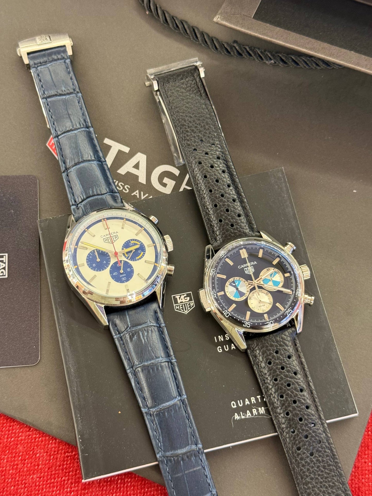 Montre Tag Heuer Carrera A Bracelet en Cuir