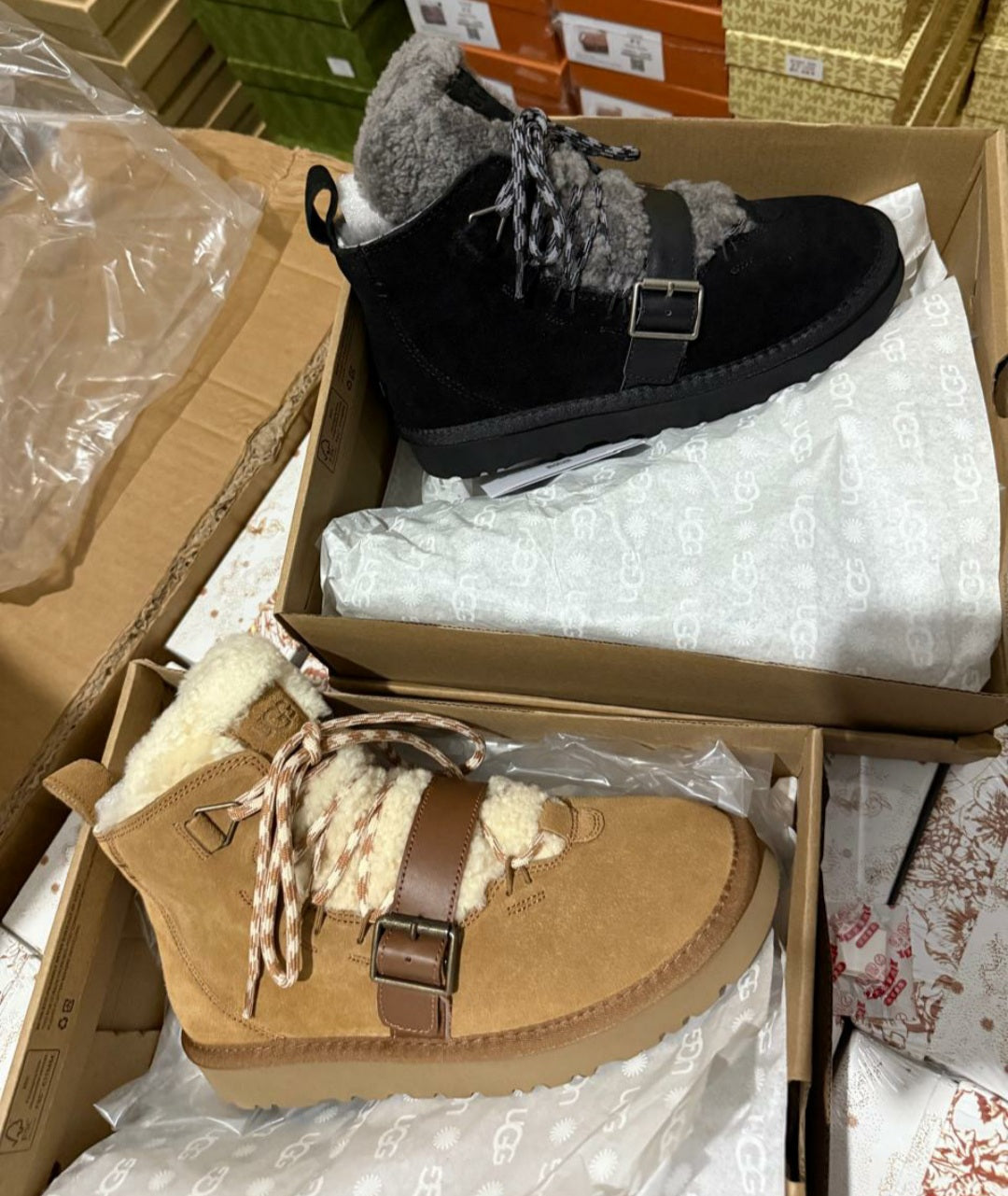 UGG Bottines fourrées à boucle & Lacets Tendance