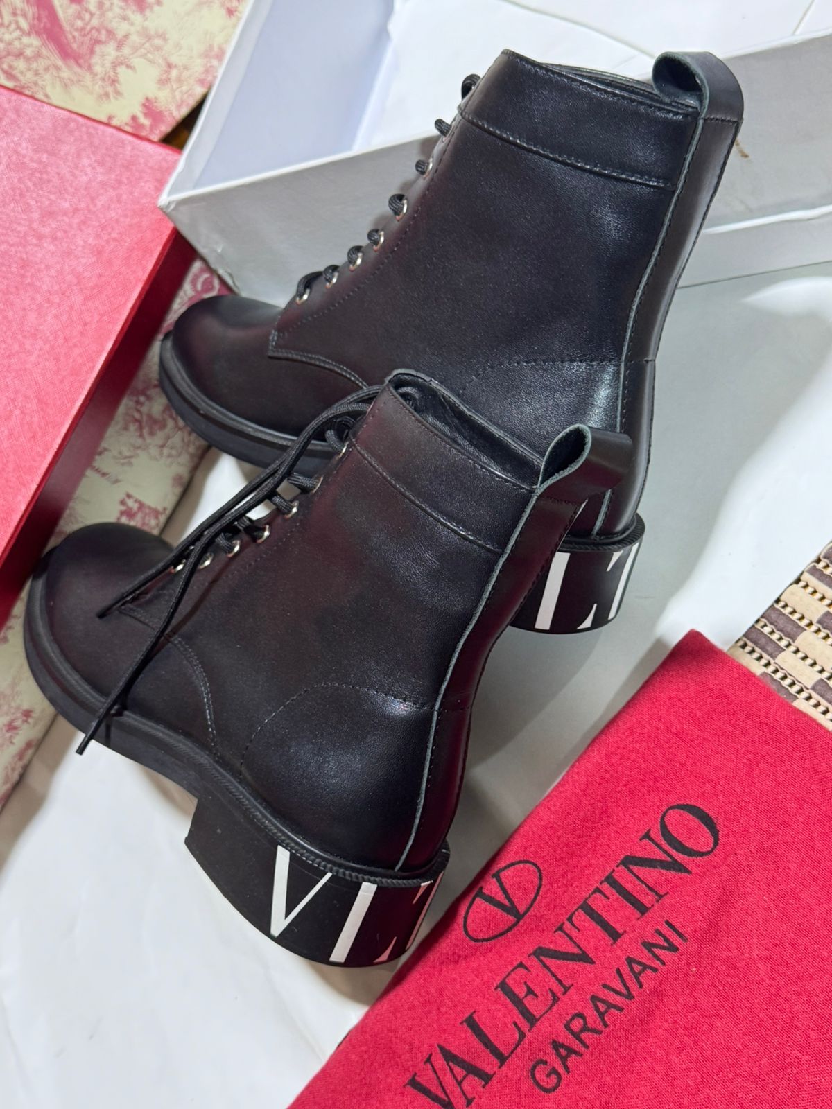 Bottine Valentino en Cuir A lacets