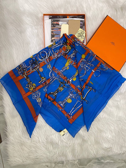 Foulard Hermès Avec boite 90/90