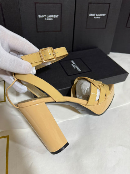 Sandale Yves Saint Laurent en Vrai Cuir