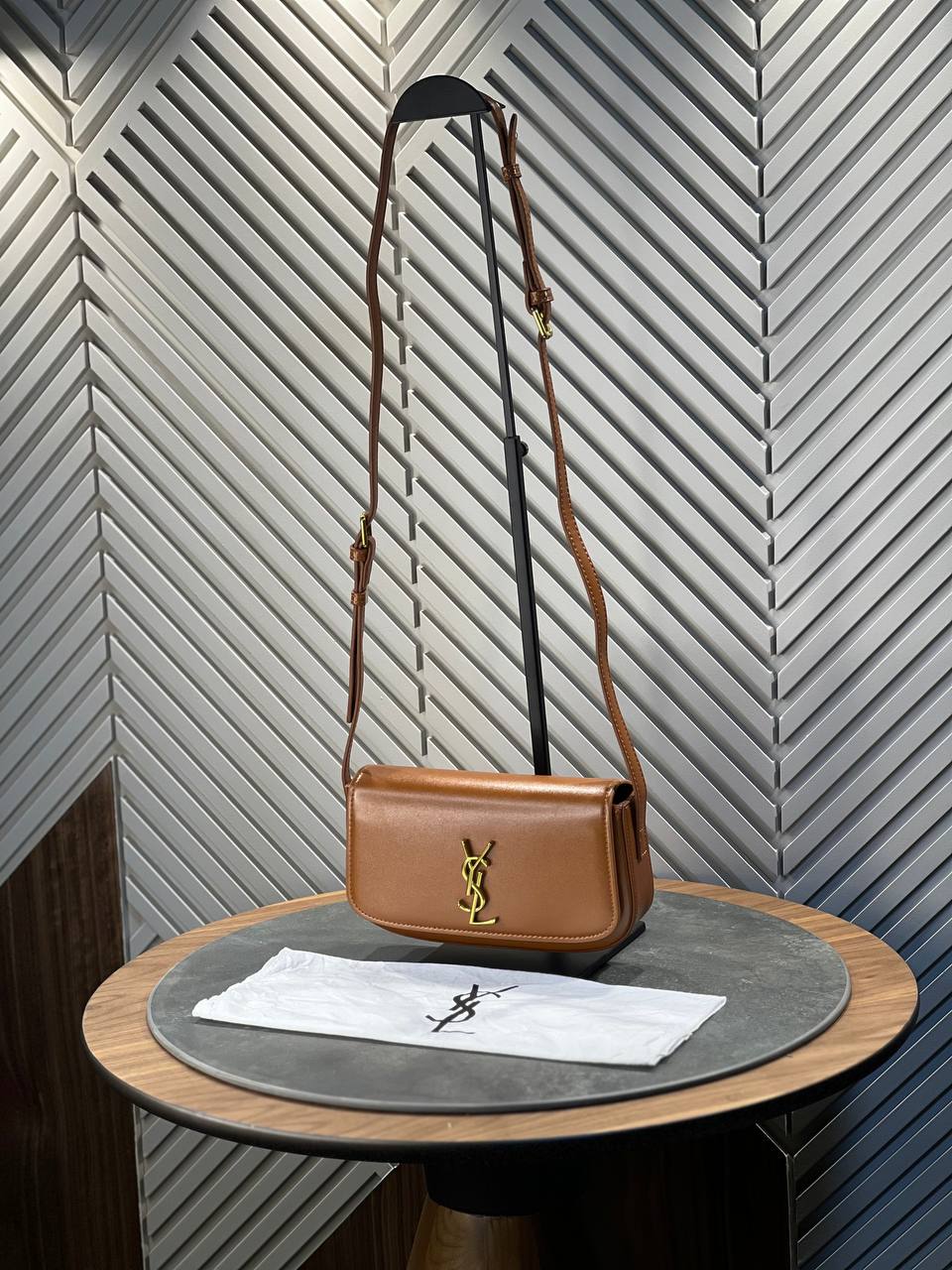 Sac a bandoulière Yves Saint Laurent