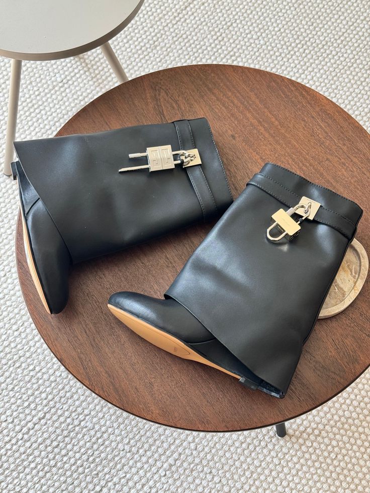 Bottine En Cuir Givenchy