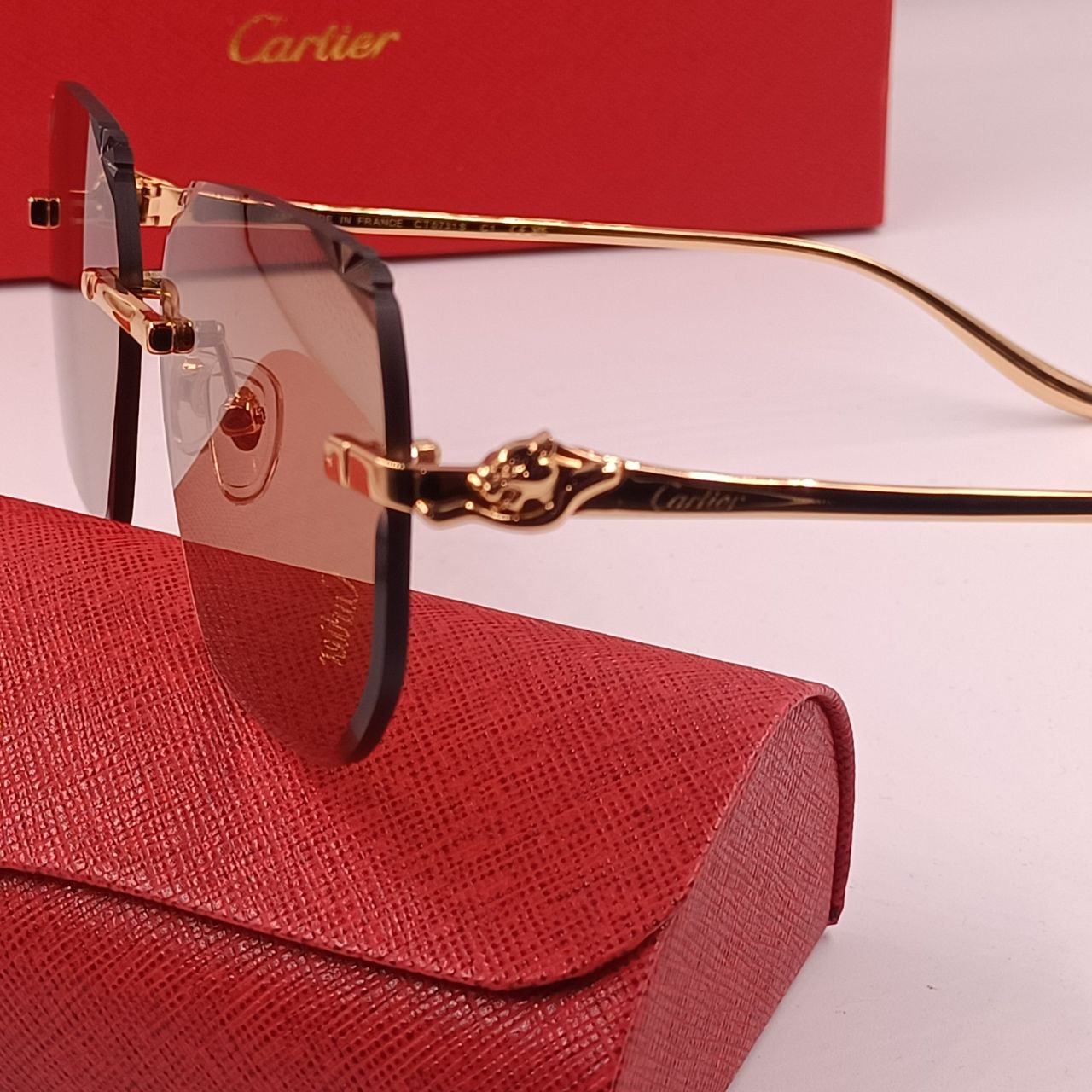 Lunette Solaire Cartier avec Boite CR4584