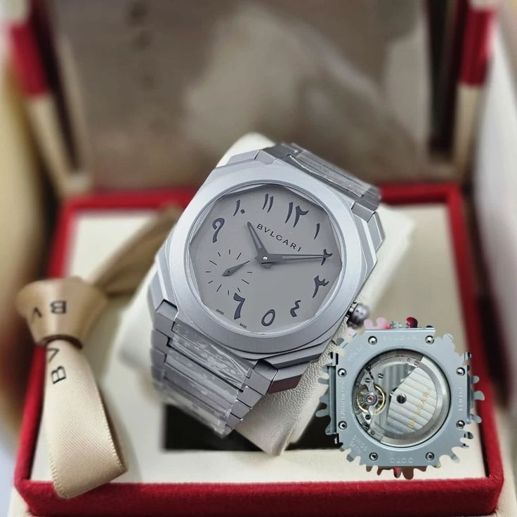 Montre Bulgari Octo Finissimo A Chiffre Arabe