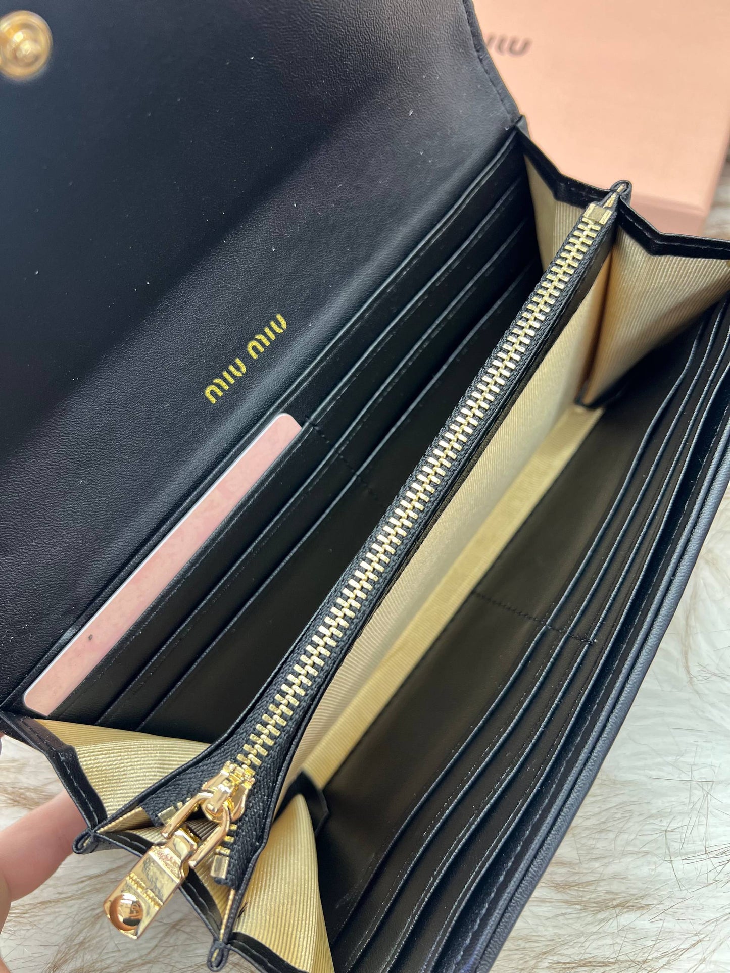 Porte Feuille Miu Miu