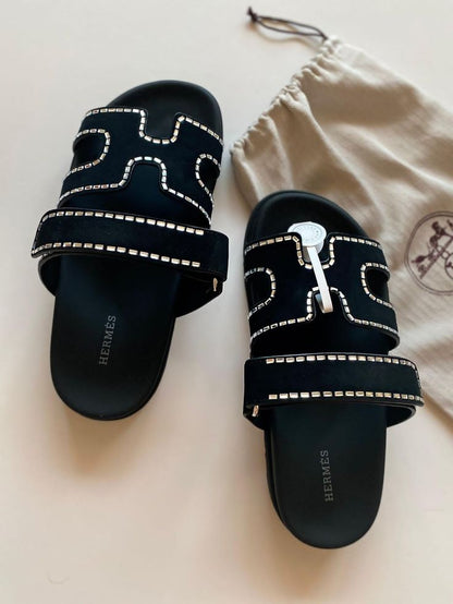 Sandale Hermès Chypre en Velours Noir avec Strass
