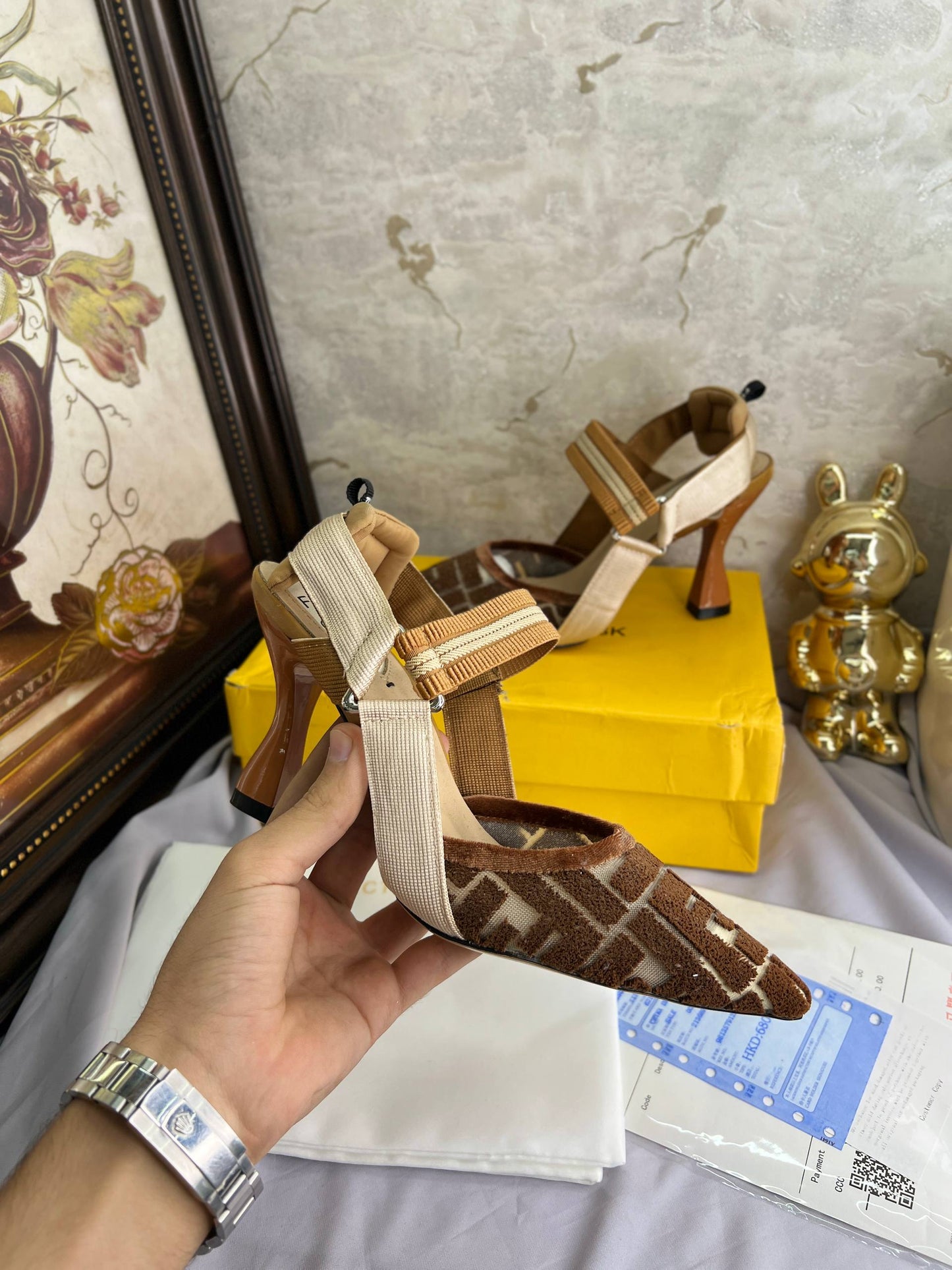 Sandale De Luxe Fendi en Couleurs