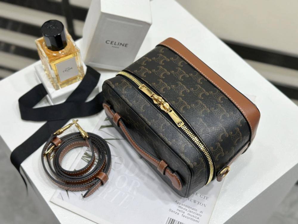 Sac Céline A bandoulière en Cuir CL9866