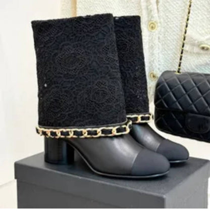 Bottine Chanel en Cuir et Dentelle
