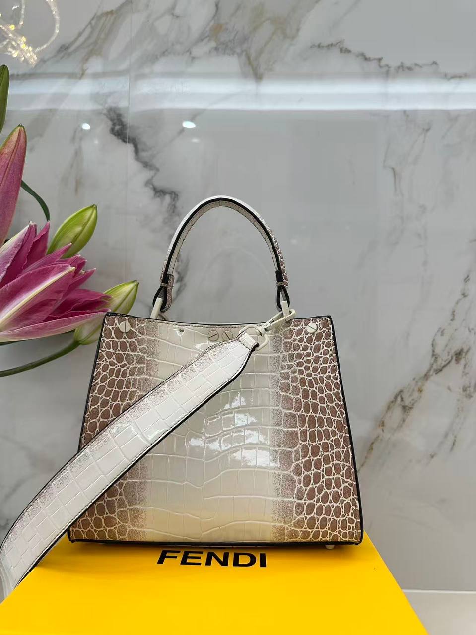 Sac de Luxe Fendi Croco En Couleurs