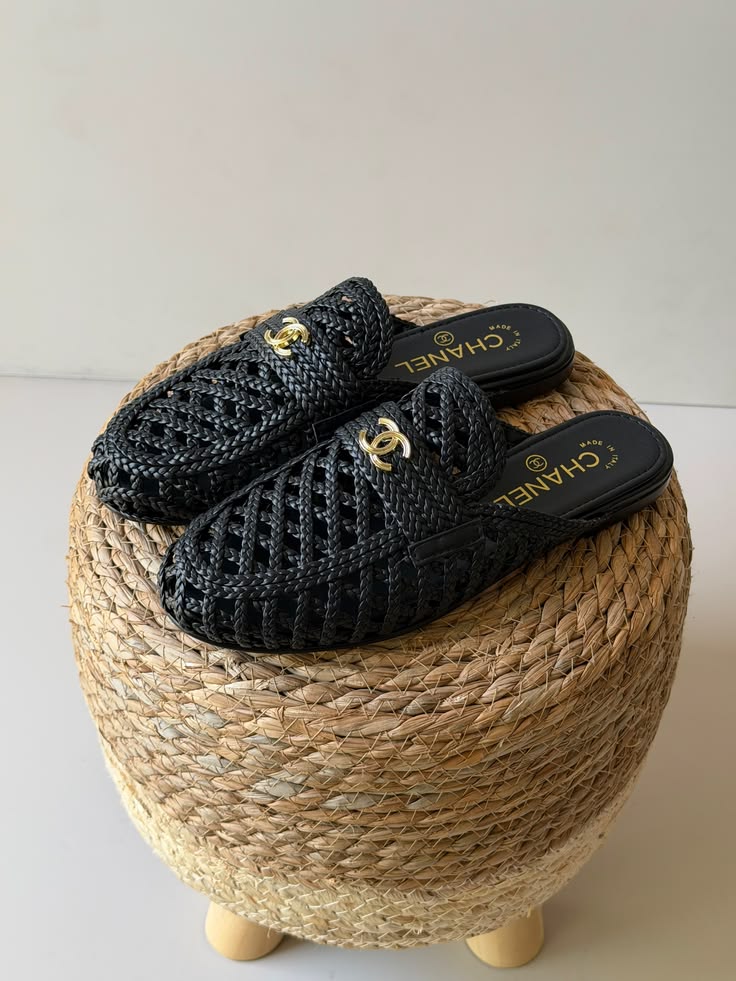 Mule Chanel tressées noires