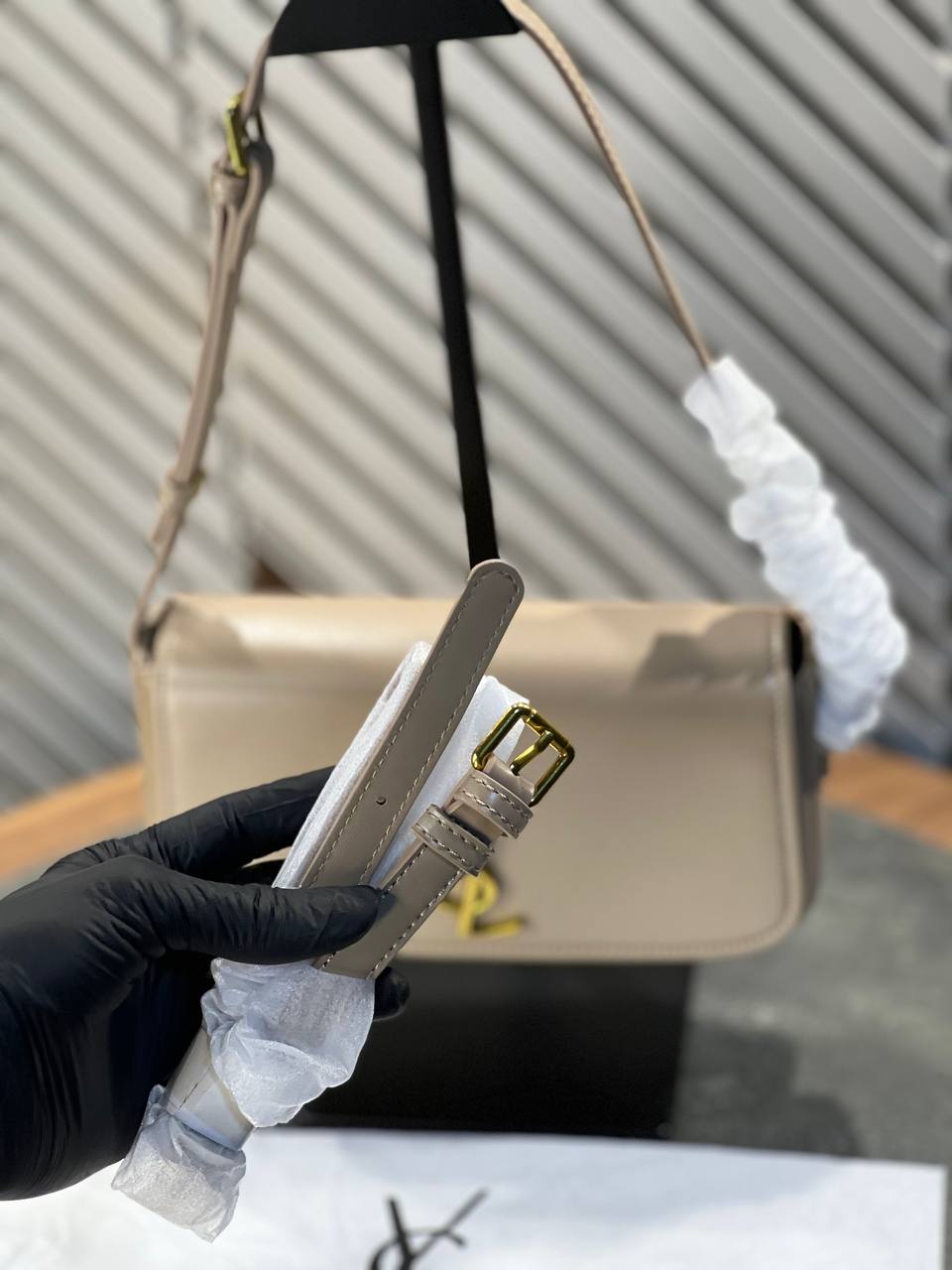 Sac a bandoulière Yves Saint Laurent