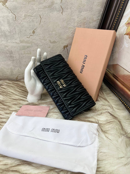 Porte Feuille Miu Miu